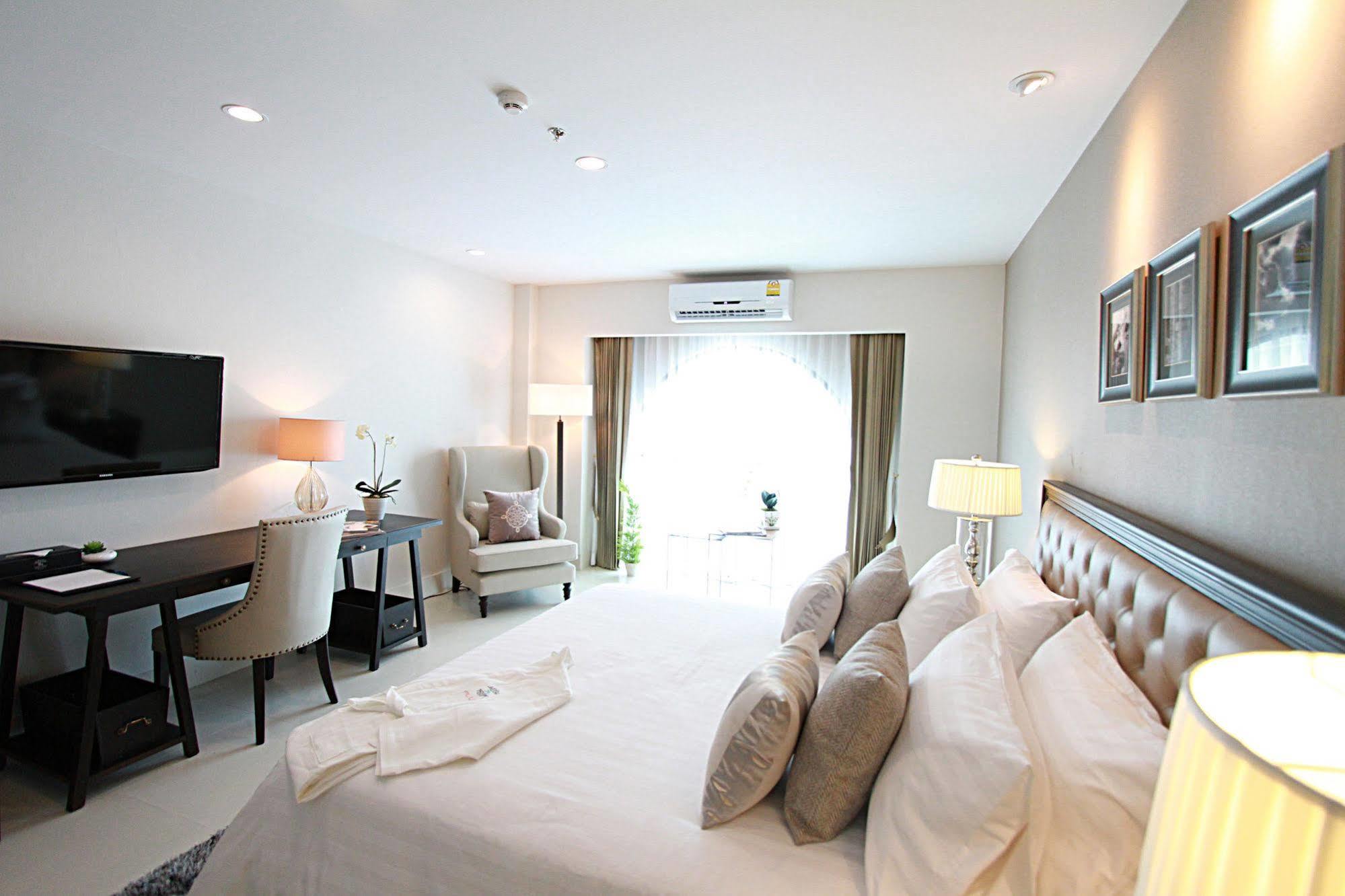 SN Plus Hotel - SHA Plus Pattaya Extérieur photo